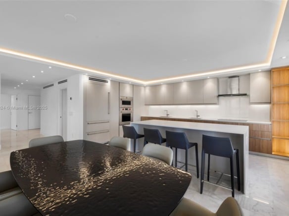 9801 Collins Ave # 17R, Bal Harbour FL 33154 — #A11791324
