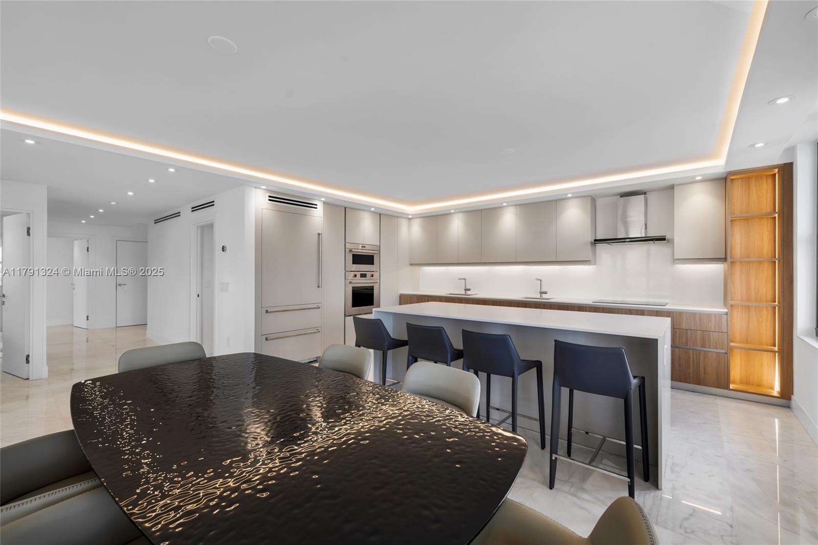 f3b61b38-4837 9801 Collins Ave # 17R, Bal Harbour FL 33154 — #A11791324