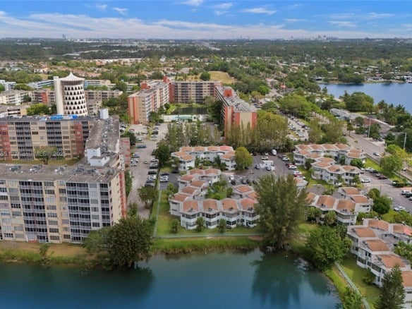 18746 NE 18th Ave # 146, Miami FL 33179 — #A11793765