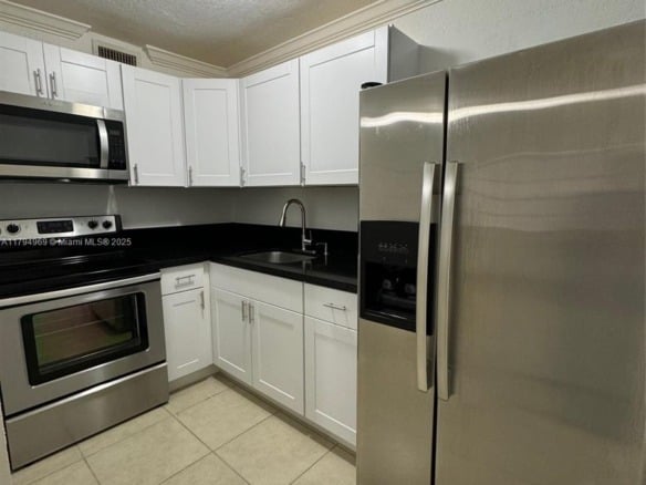 11195 SW 1st St # 314, Sweetwater FL 33174 — #A11794969