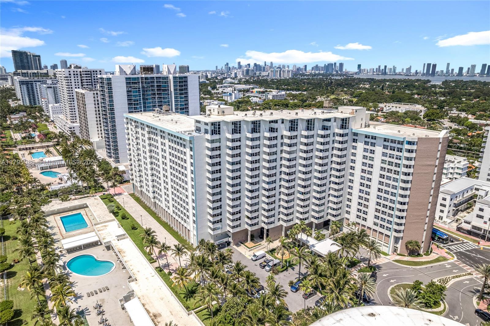 2899 Collins Ave # 1218, Miami Beach FL 33140 — #A11795985