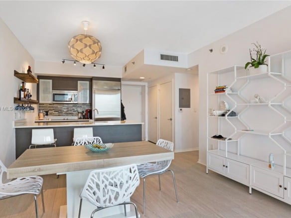 55 SE 6th St # 1804, Miami FL 33131 — #A11796233