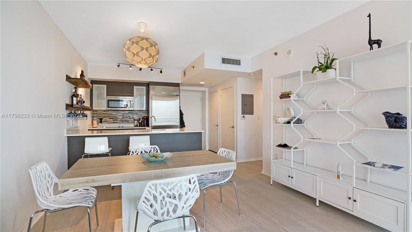 f3b61b38-4920 55 SE 6th St # 1804, Miami FL 33131 — #A11796233