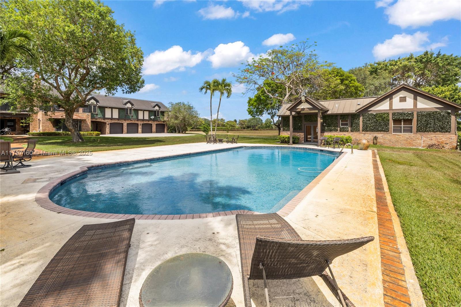 8700 Surrey Ln, Boca Raton FL 33496 — #A11797160