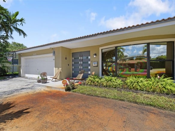 20375 NE 22nd Pl, Miami FL 33180 — #A11797566
