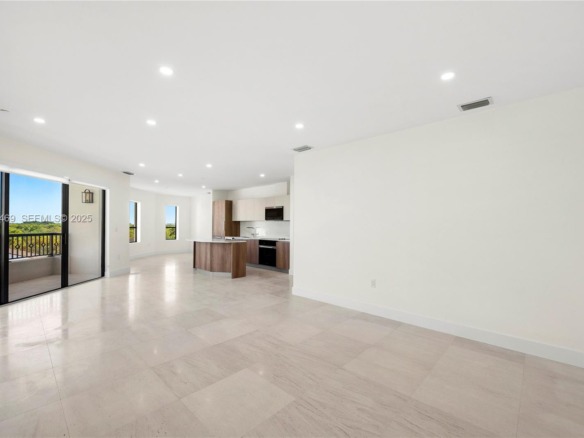 701 Valencia Ave # 403, Coral Gables FL 33134 — #A11801469