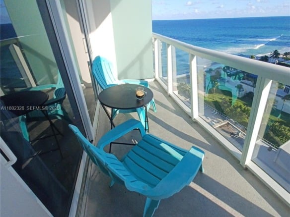 19201 Collins Ave # 1105, Sunny Isles Beach FL 33160 — #A11802326