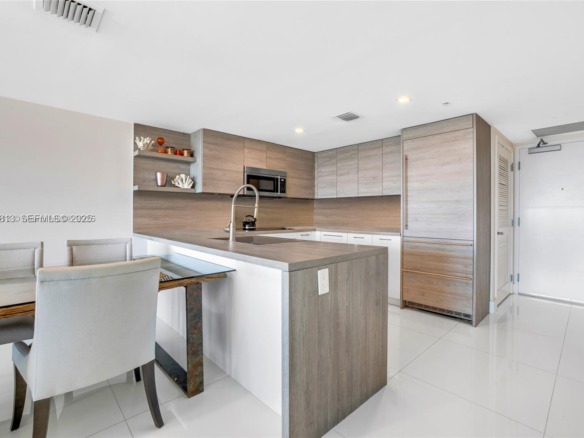 400 Sunny Isles # 1106, Sunny Isles Beach FL 33160 — #A11802813