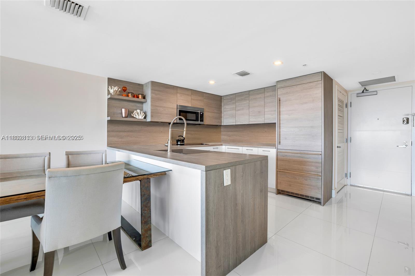 400 Sunny Isles # 1106, Sunny Isles Beach FL 33160 — #A11802813