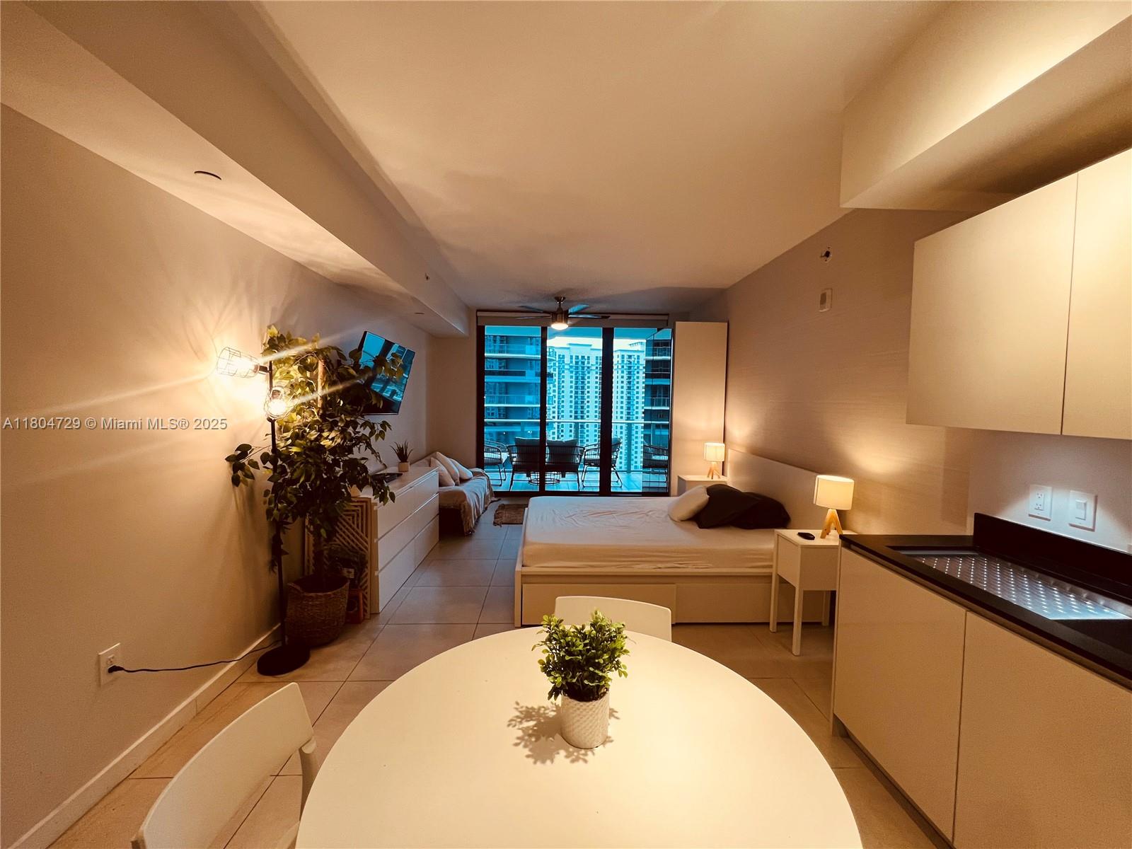 f3b61b38-5102 1010 Brickell Ave # 2710, Miami FL 33131 — #A11804729