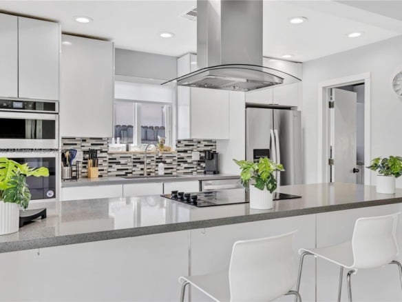 2828 Cleveland St, Hollywood FL 33020 — #A11804902