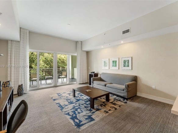 5300 NW 87th Ave # 1513, Doral FL 33178 — #A11805079