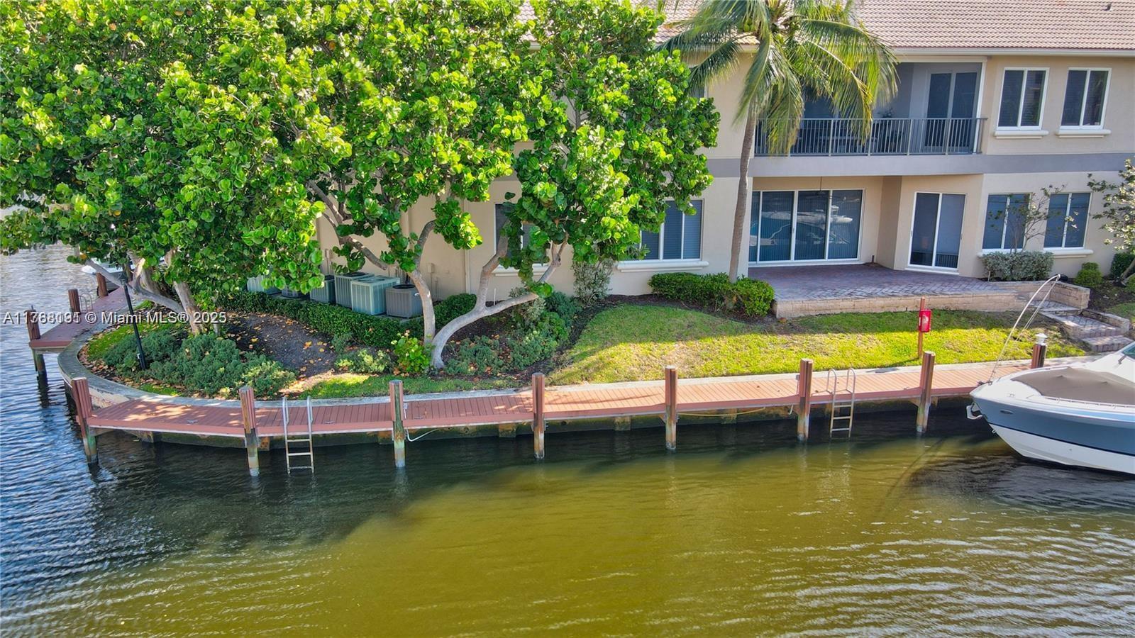 default 23 Royal Palm Way # 16, Boca Raton FL 33432 — #A11788191