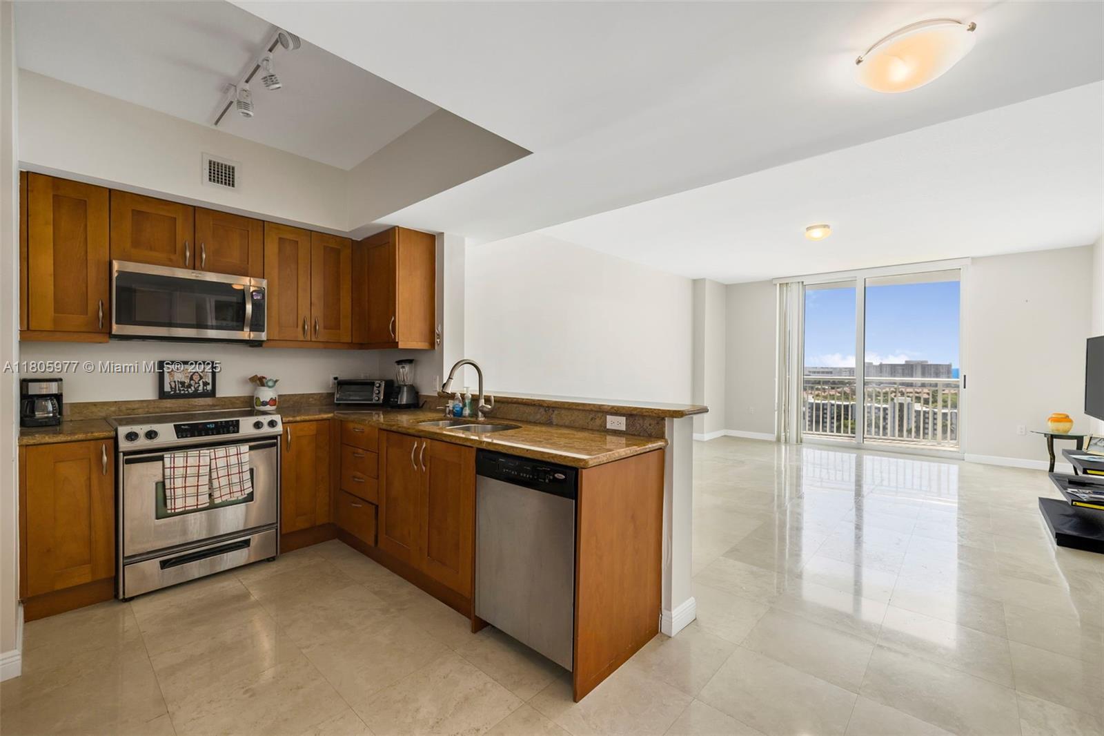 f3b61b38-5132 1755 E Hallandale Beach Blvd # 1604E, Hallandale Beach FL 33009 — #A11805977