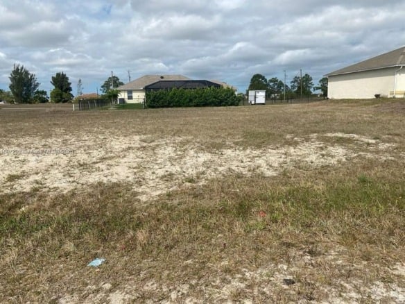 1608 NW 8th PL, Cape Coral FL 33993 — #A11807290