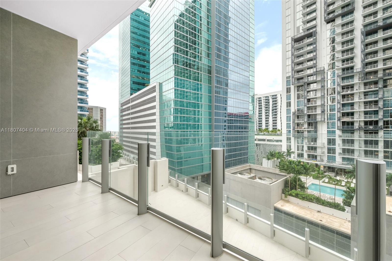f3b61b38-5165 300 Biscayne Blvd Way # 3509, Miami FL 33131 — #A11807404