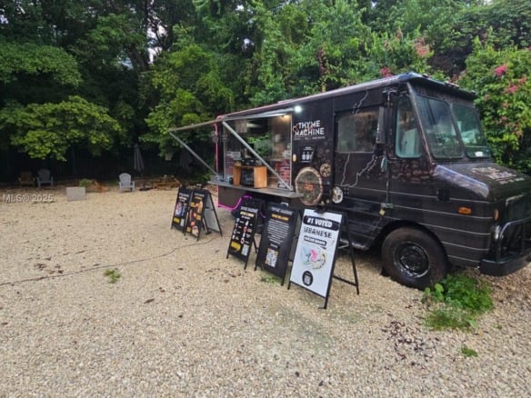 Mediterranean Food Truck For Sale In Miami, Miami FL 33130 — #A11896052