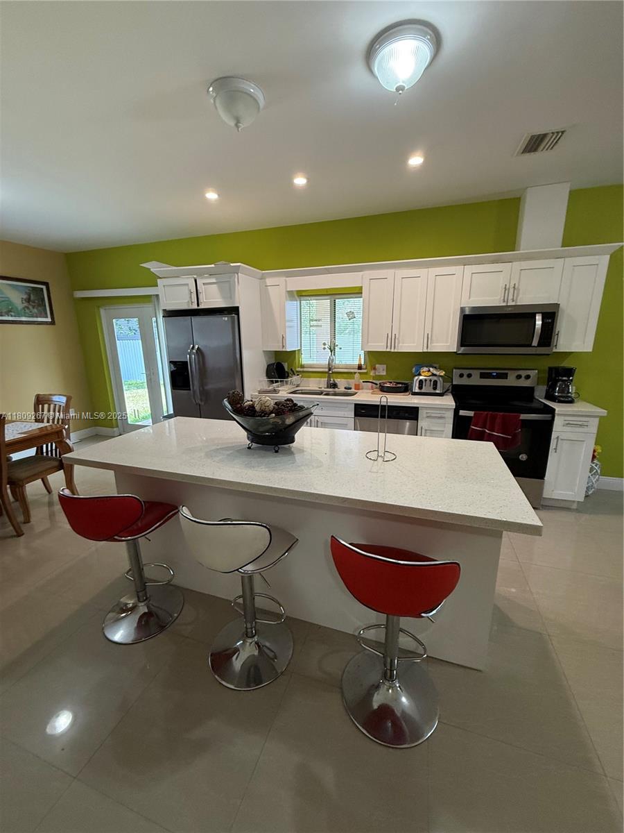 f3b61b38-5212 3560 NW 212th St, Miami Gardens FL 33056 — #A11809267