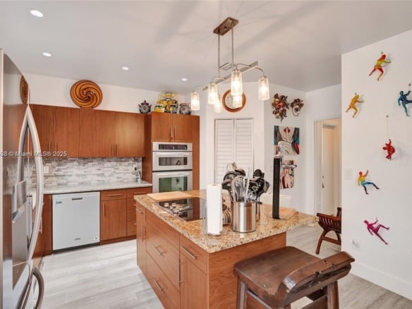 21388 Marina Cove Cir # G, Aventura FL 33180 — #A11809333