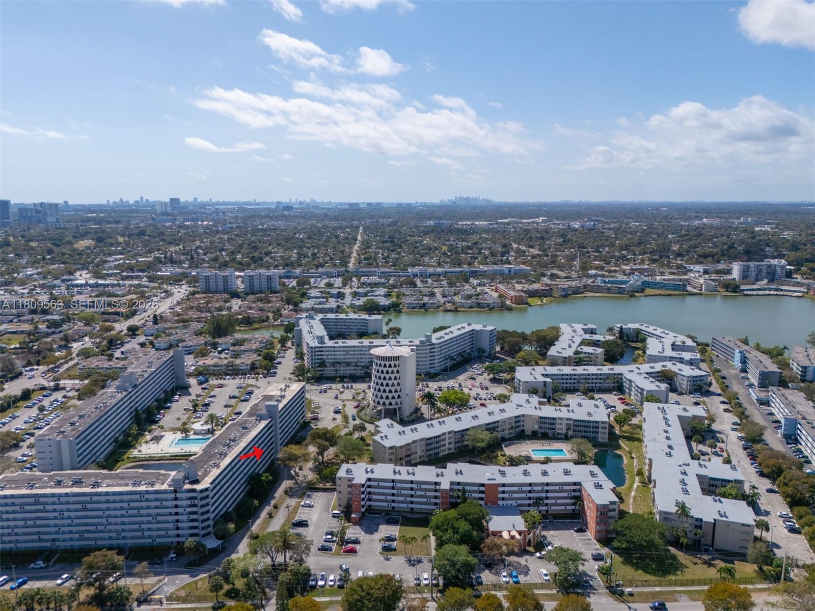 f3b61b38-5216 1770 NE 191st St # 1, Miami FL 33179 — #A11809563