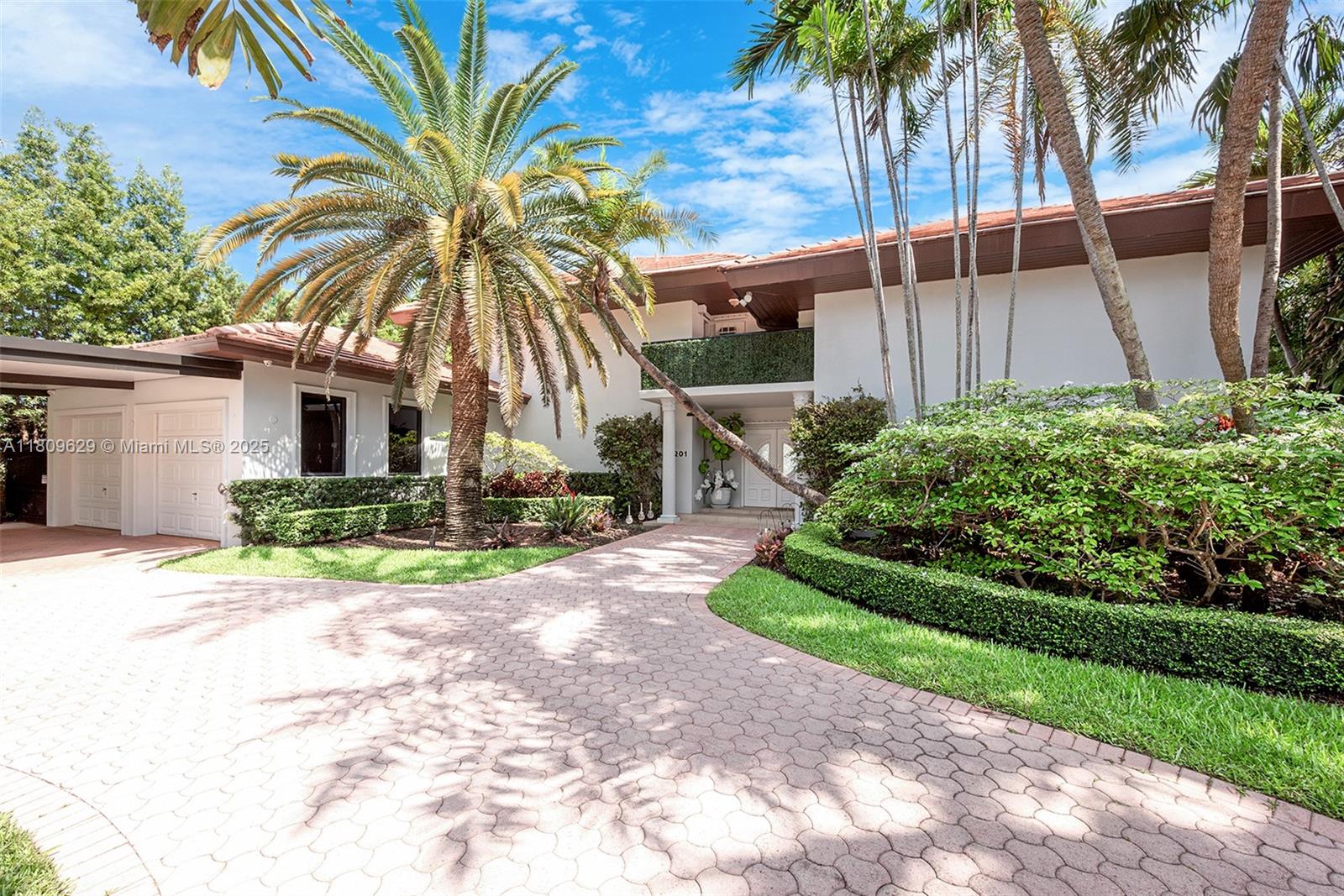 f3b61b38-5218 201 Knollwood Dr, Key Biscayne FL 33149 — #A11809629