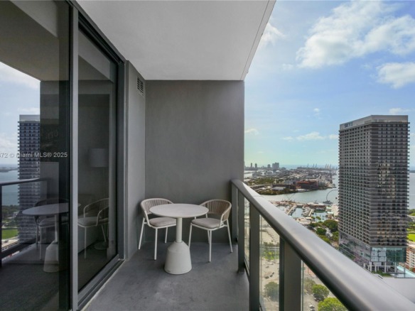 601 NE 1st St # 3907, Miami FL 33132 — #A11809872