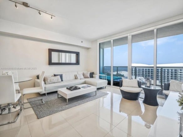 1830 S Ocean Dr # 5009, Hallandale Beach FL 33009 — #A11810016
