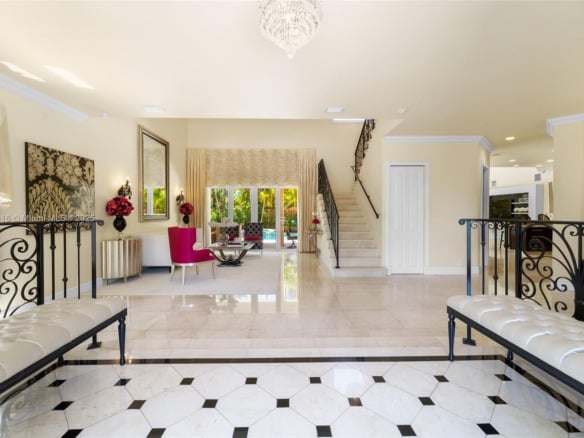 275 189th Ter, Sunny Isles Beach FL 33160 — #A11810416