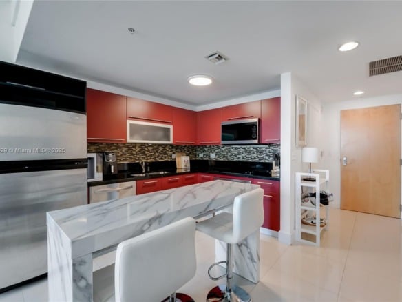 244 Biscayne Blvd # 644, Miami FL 33132 — #A11811529