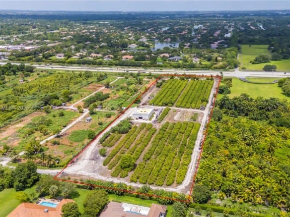 4077 SW 121st Ter, Davie FL 33330 — #A11811667