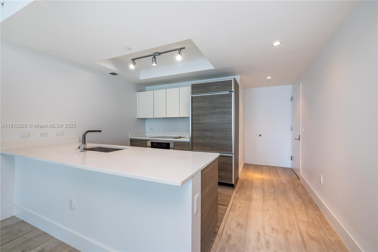 f3b61b38-5304 1100 S Miami Ave # 1704, Miami FL 33130 — #A11812825