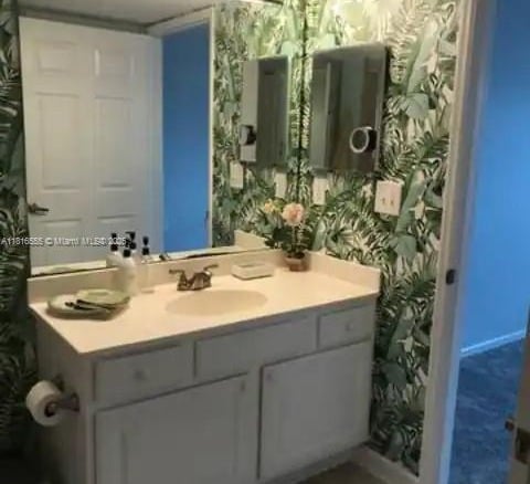 4105 Residence dr # 721, Fort Myers FL 33901 — #A11816555