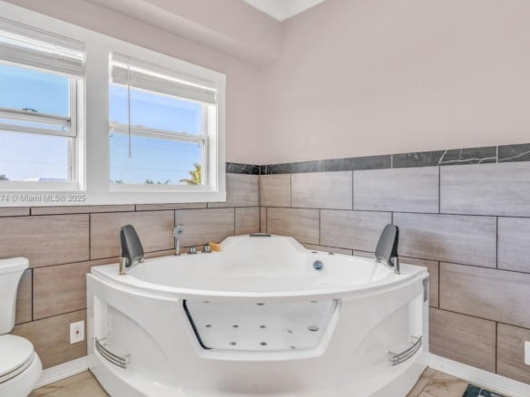 131 Avenue G, Marathon FL 33050 — #A11817374