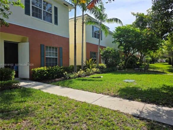 146 SW 7th Ct, Pompano Beach FL 33060 — #A11818102