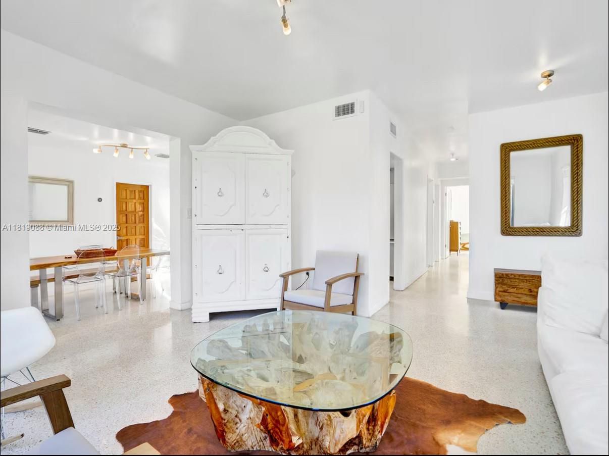 f3b61b38-5433 7537 W Treasure Dr, North Bay Village FL 33141 — #A11819088
