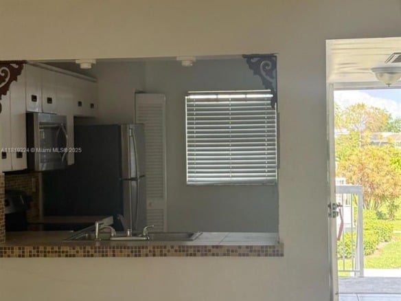 438 NE 210th Cir Ter # 4B, Miami FL 33179 — #A11819324