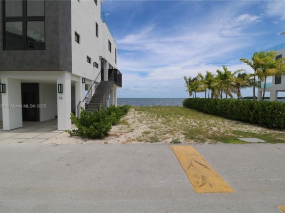 94825 Overseas Hwy #35, Key Largo FL 33037 — #A11819435