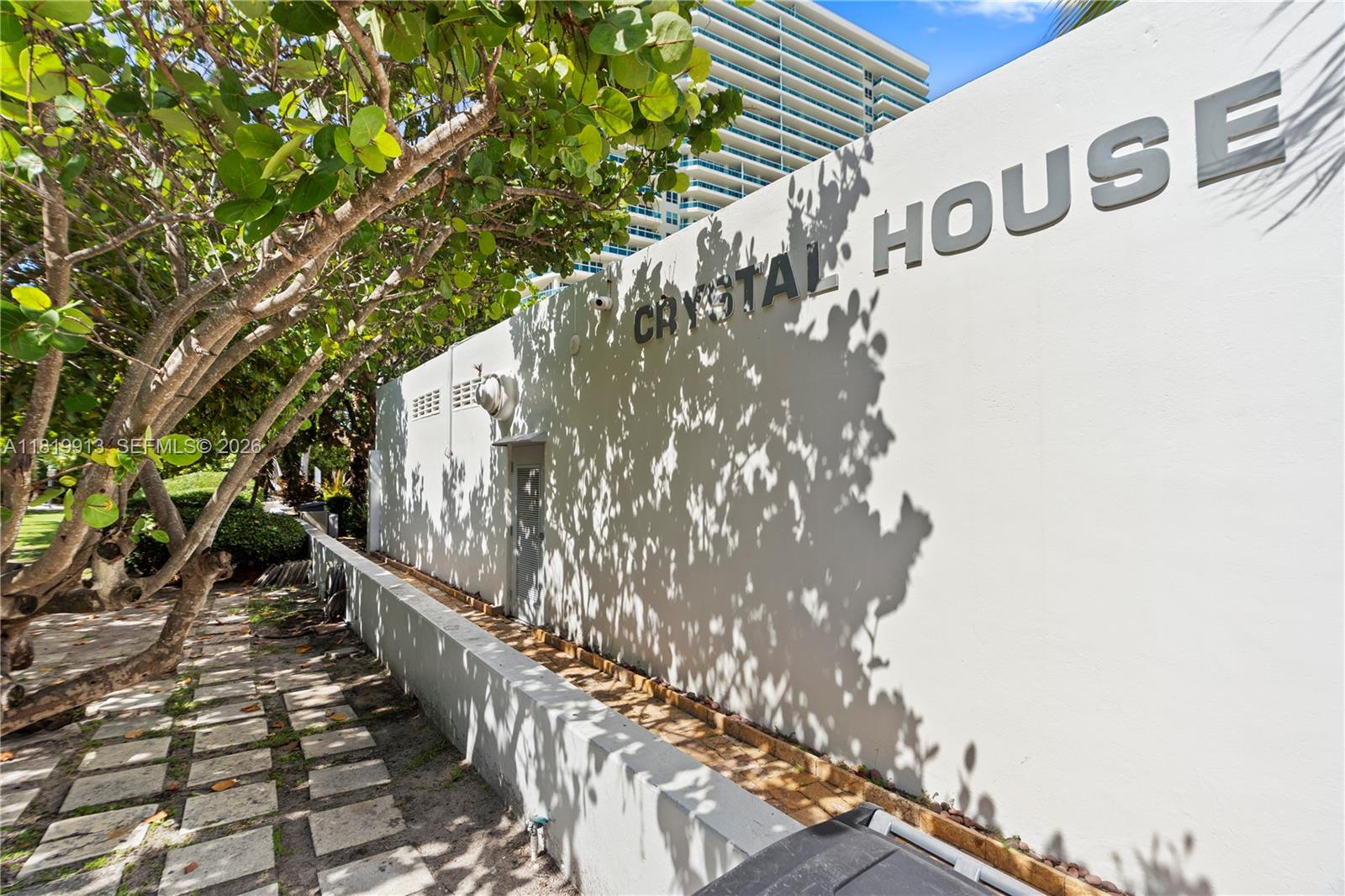 5055 Collins Ave # 14H, Miami Beach FL 33140 — #A11819913