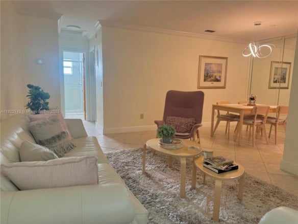 3801 NE 22nd Ter # 7, Lighthouse Point FL 33064 — #A11822743
