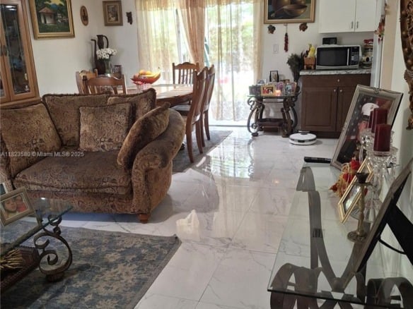 15724 SW 304th Ter, Homestead FL 33033 — #A11823580
