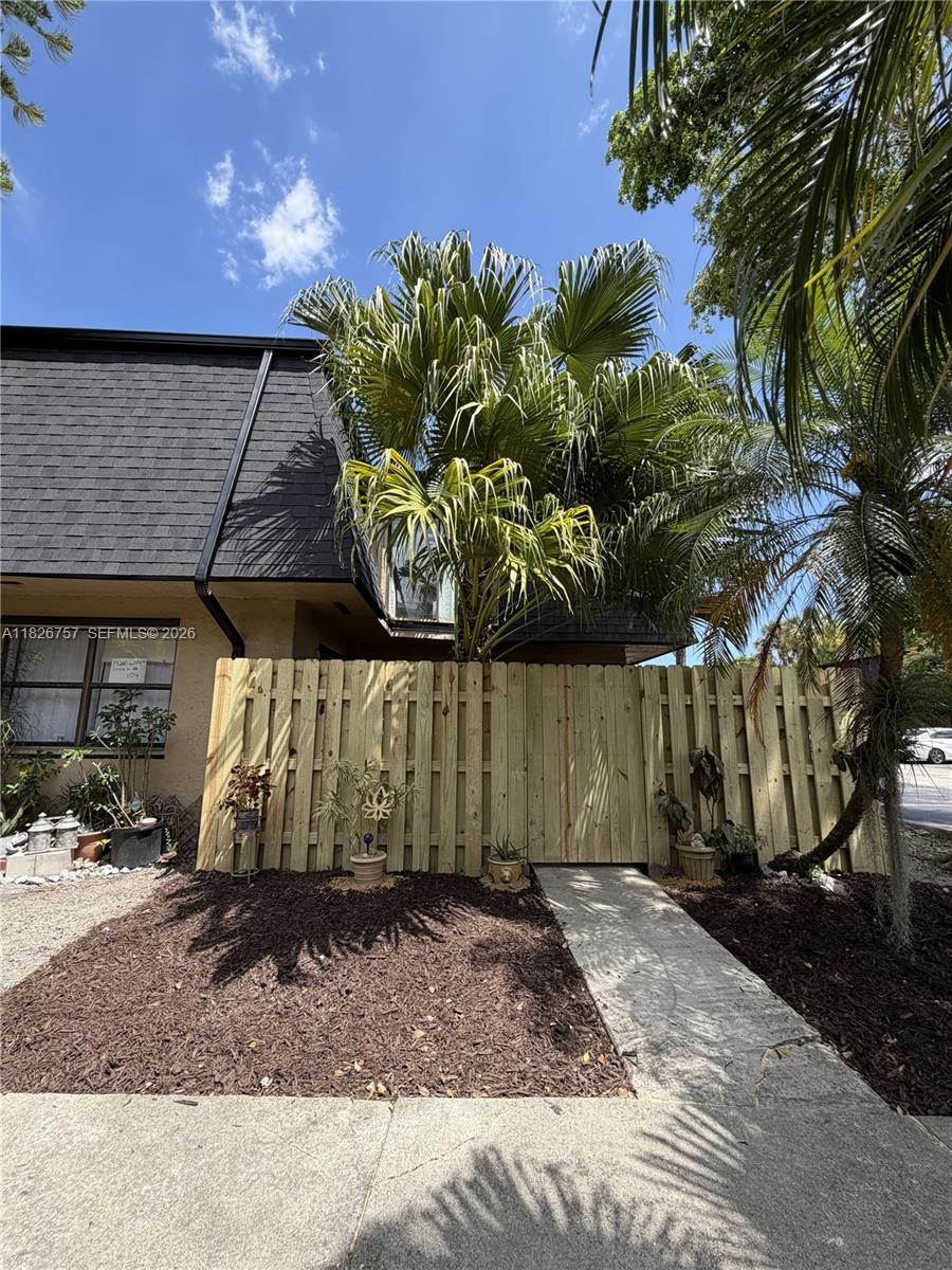 f3b61b38-5614 14260 SW 94th Cir Ln # 104, Miami FL 33186 — #A11826757