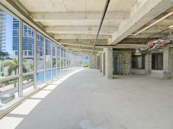 6930 Collins Ave # O1, Miami Beach FL 33141 — #A11829555