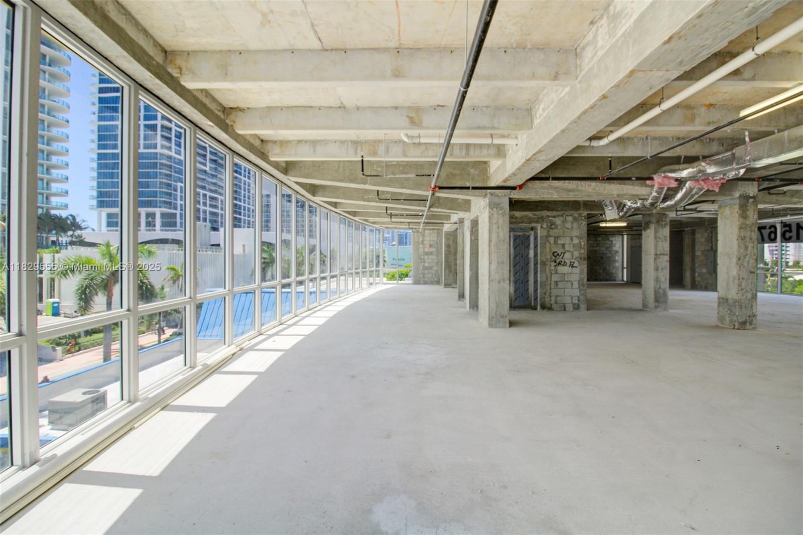 f3b61b38-5684 6930 Collins Ave # O1, Miami Beach FL 33141 — #A11829555