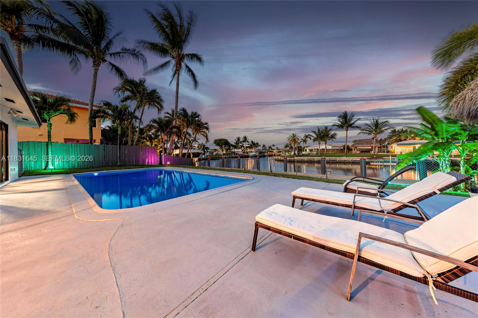 f3b61b38-5753 380 SE 1st Ter, Pompano Beach FL 33060 — #A11831645