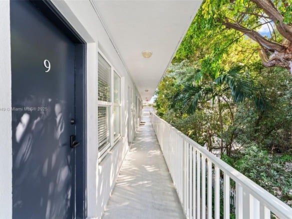 1515 WEST AVE # 9, Miami Beach FL 33139 — #A11899949