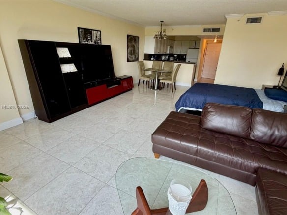 2501 S Ocean Dr # 427, Hollywood FL 33019 — #A11835924