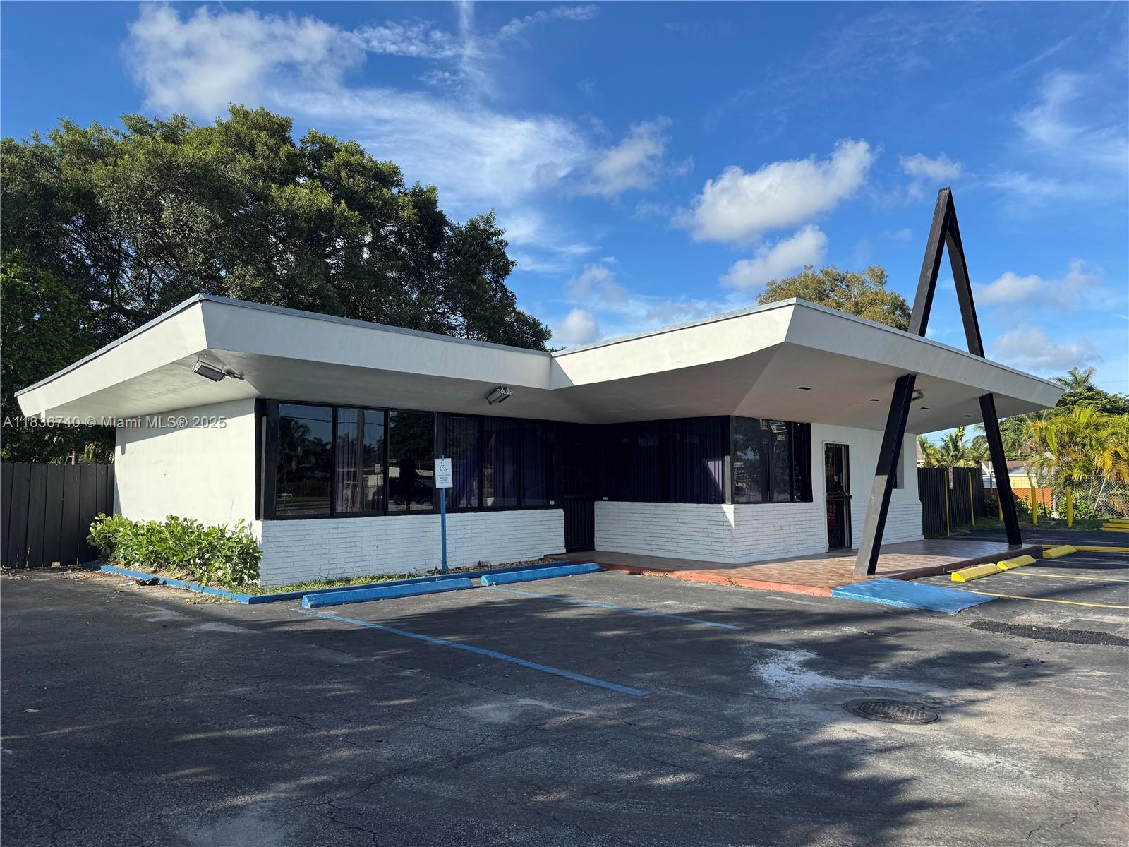 f3b61b38-5896 1605 NW 95th St, Miami FL 33147 — #A11836740
