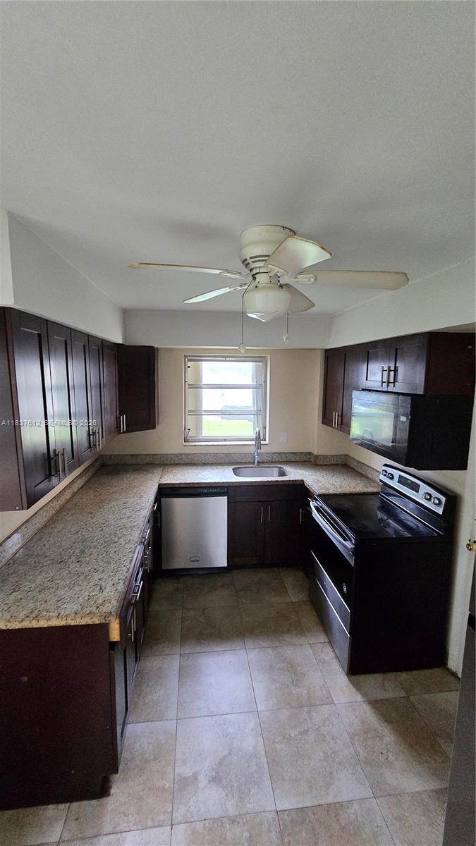 f3b61b38-5915 1450 NE 191st St # 106, Miami FL 33179 — #A11837612