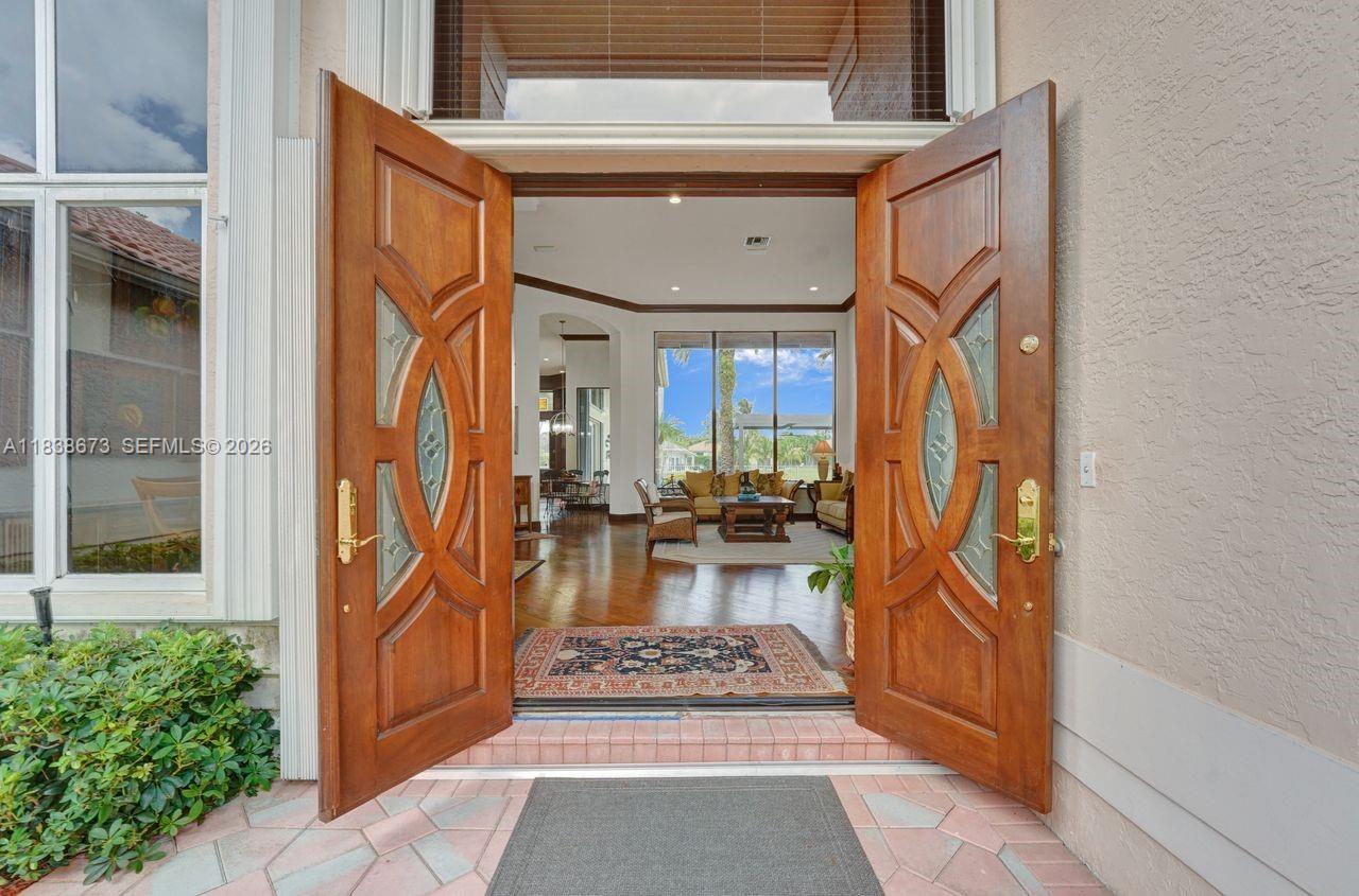 2914 Medinah, Weston FL 33332 — #A11838673