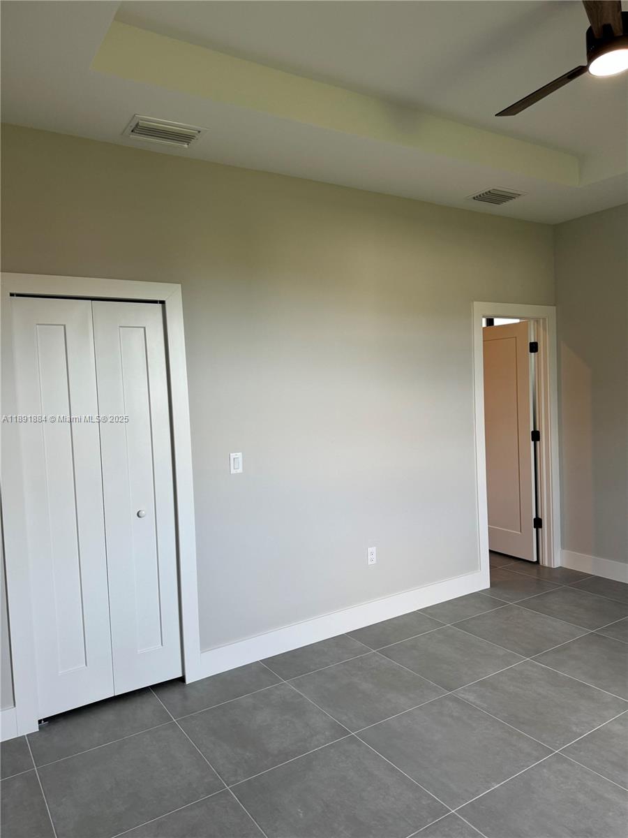 f3b61b38-596 1010/1012 GERALD AVE S, Lehigh Acres FL 33936 — #A11891884